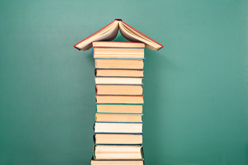 公积金缴纳基数和工资有关系吗