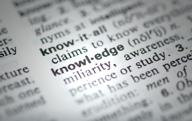 沉木放在鱼缸里水发黄怎么办