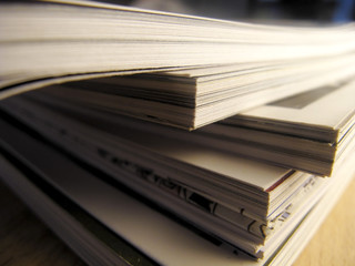 公积金缴纳基数和工资有关系吗